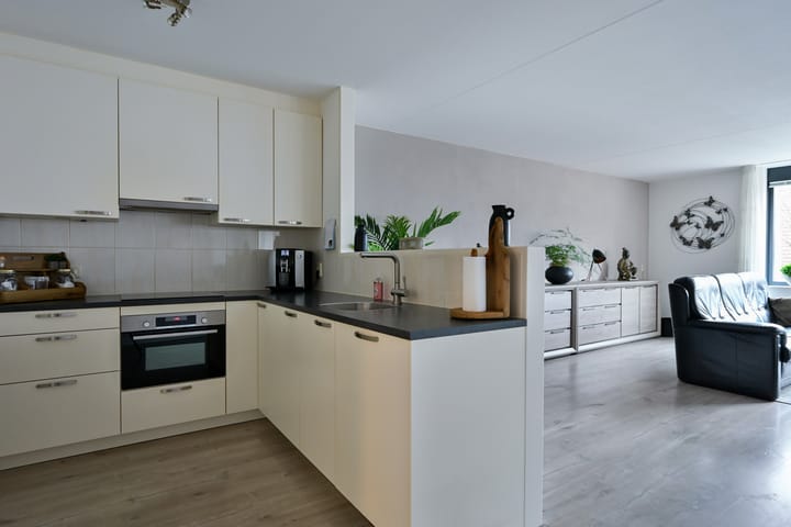 Foto 17 van Nassaulaan 4-E