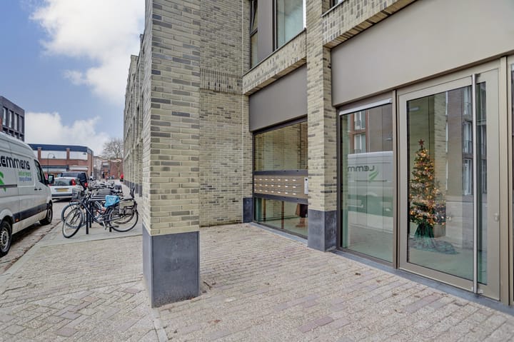 Foto 33 van Yperstraat 4-D