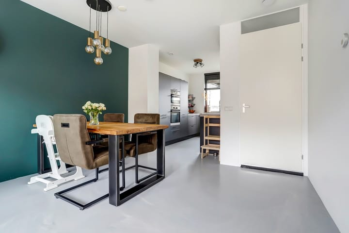 Foto 9 van Uiverplein 11