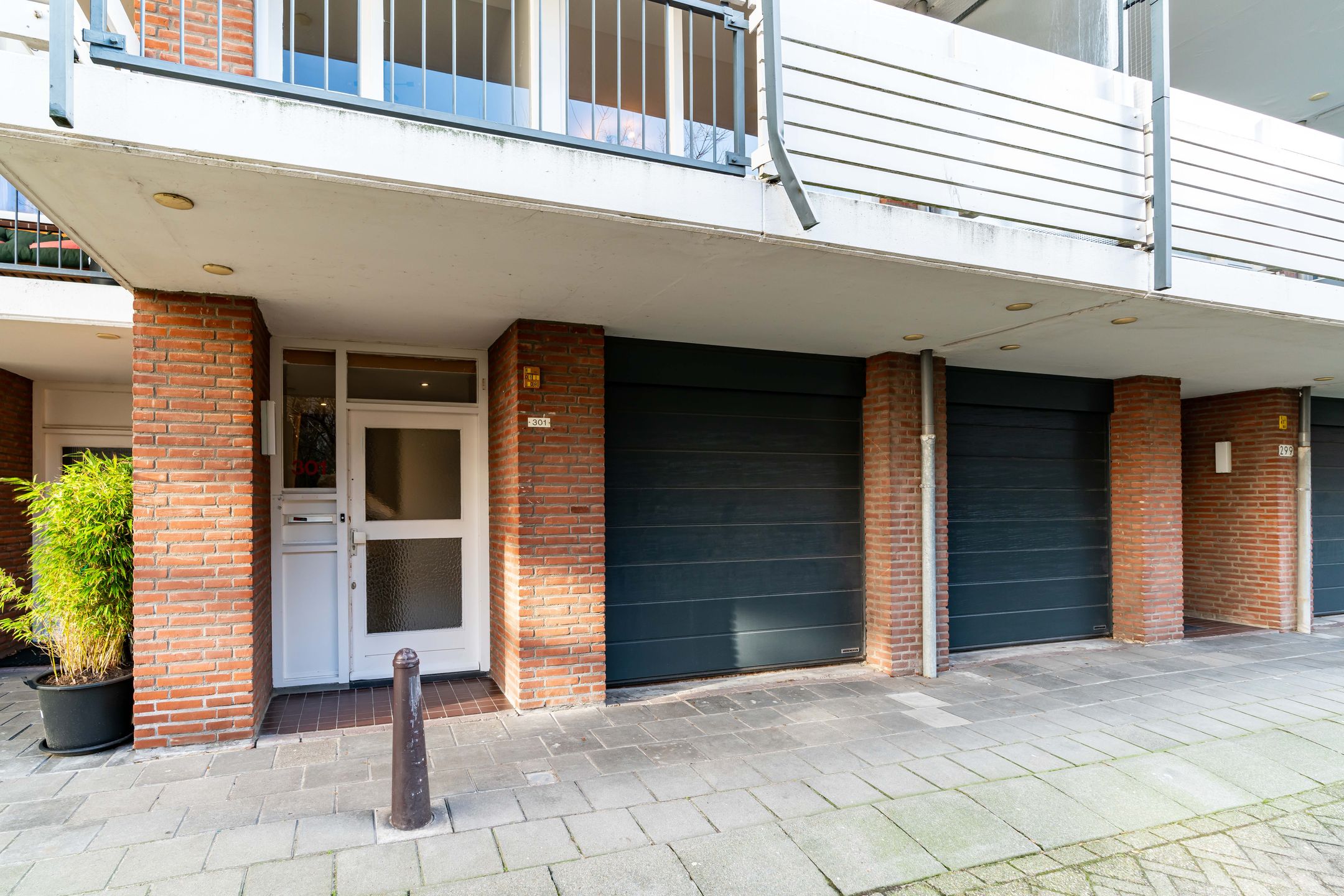 Foto 3 van Frederikstraat 301