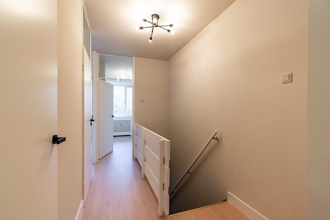 Foto 8 van Frederikstraat 301