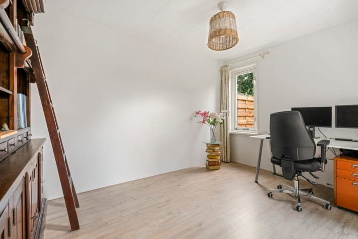 Foto 7 van Elisa van Calcarstraat 7