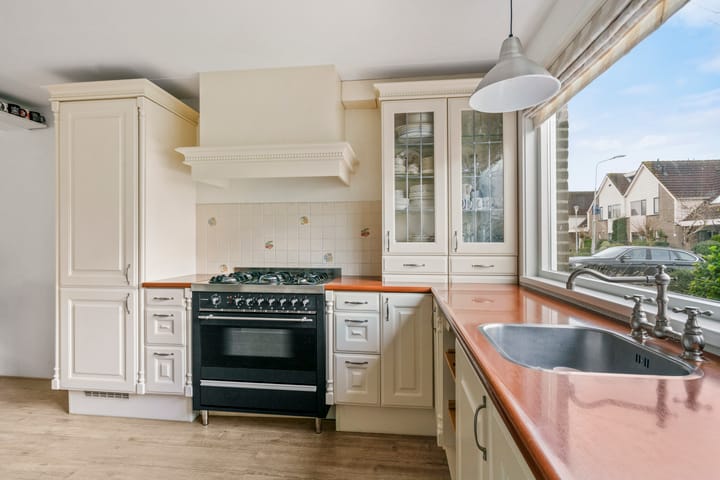 Foto 13 van Elisa van Calcarstraat 7