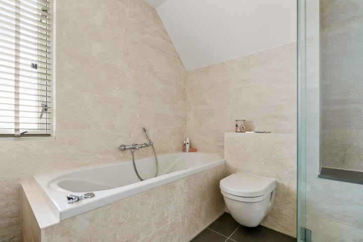 Foto 30 van Elisa van Calcarstraat 7