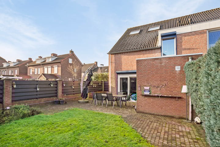 Foto 26 van Stationsstraat 37-B