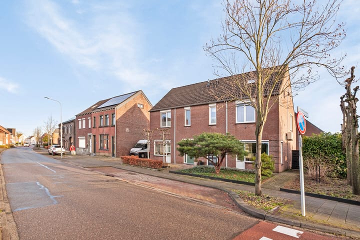 Foto 32 van Stationsstraat 37-B