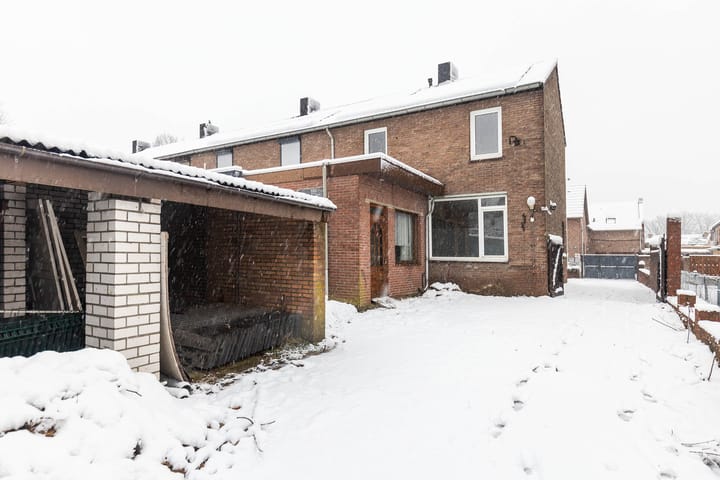 Photo 9 of In de Camp 19