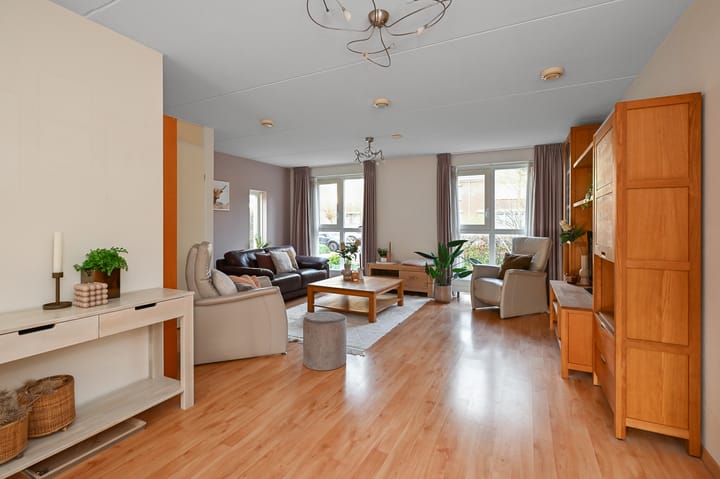 Foto 8 van Count Basielaan 16