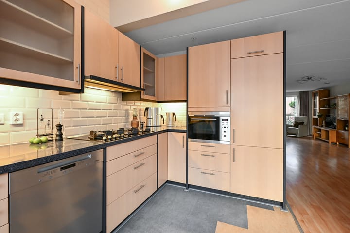 Foto 9 van Count Basielaan 16