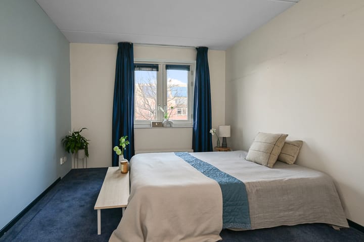 Foto 19 van Count Basielaan 16