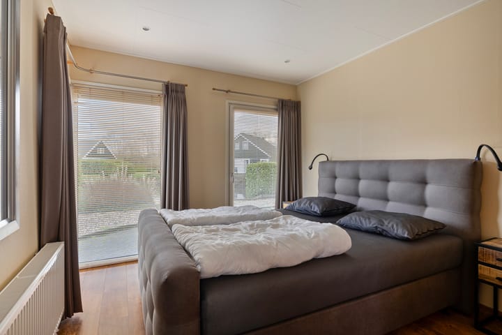 Photo 6 of Zuiderdwarsdijk 32