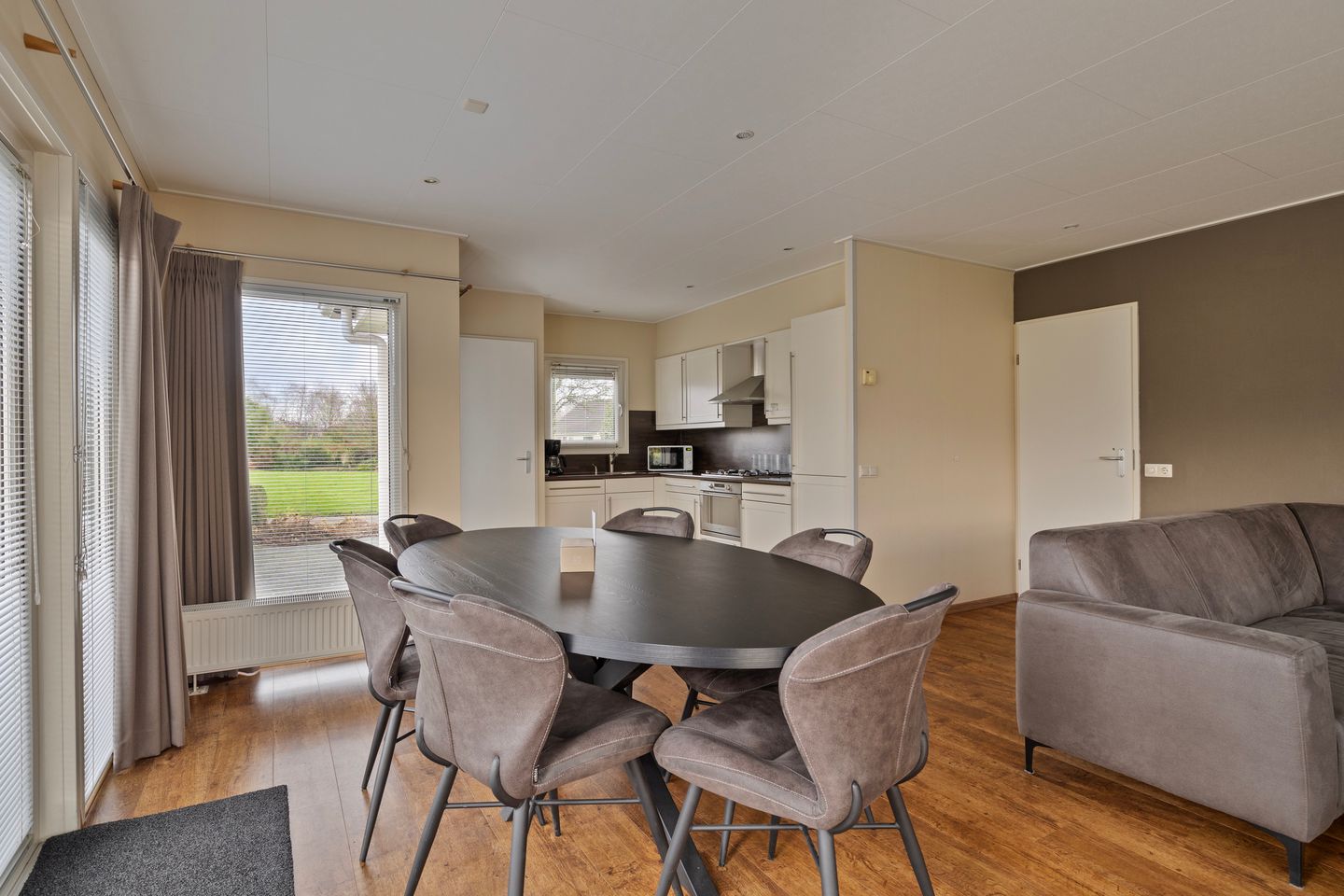 Photo 19 of Zuiderdwarsdijk 32