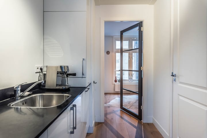 Foto 8 van Kinkerstraat 60-C