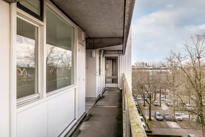 Foto 6 van Adriaan van Bergenstraat 306