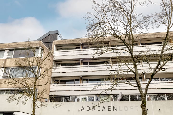 Foto 26 van Adriaan van Bergenstraat 306