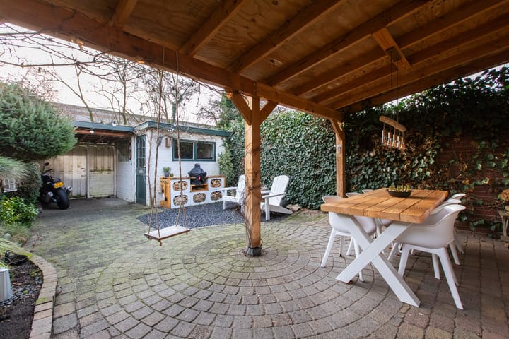 Foto 4 van van Schaikstraat 30