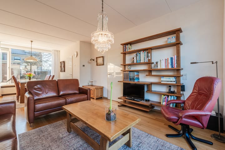 Foto 2 van Lijster 16