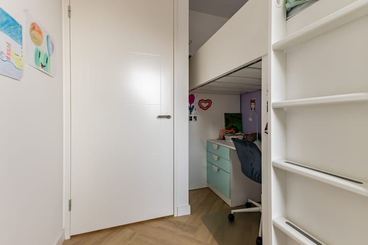 Foto 38 van Madridstraat 53