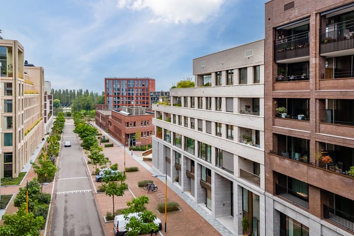 Foto 48 van Madridstraat 53