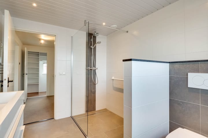 Foto 19 van Irenestraat 2