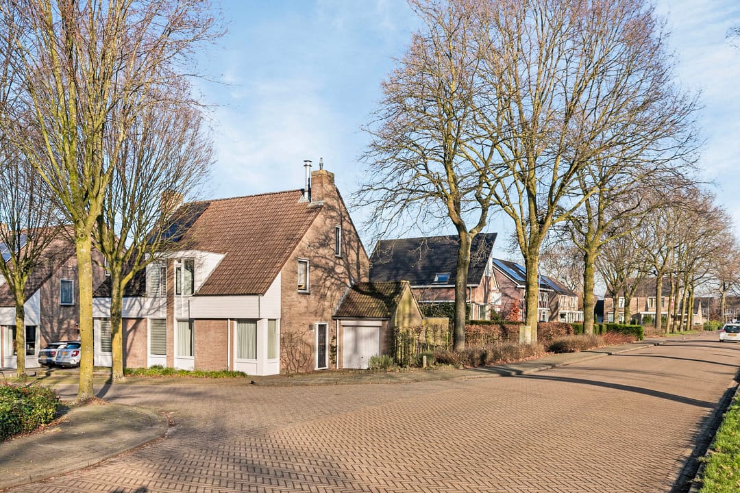 Photo 32 of Venusstraat 1