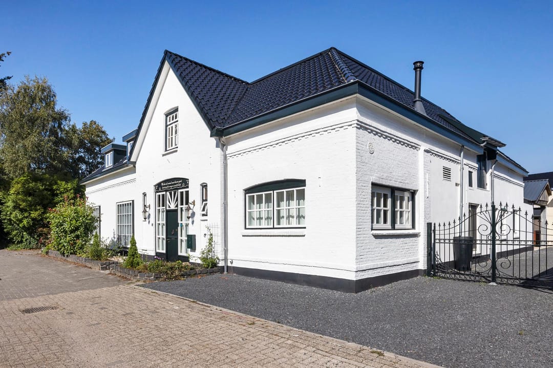 Foto 1 van Badhuisweg 1