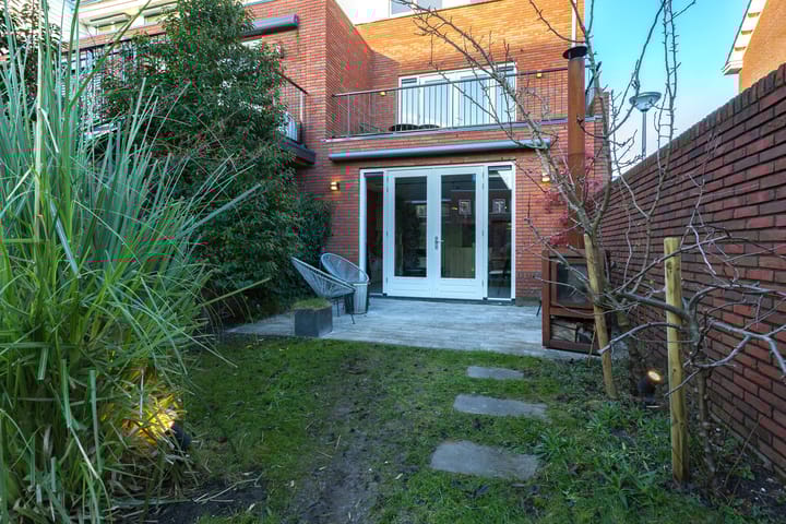 Photo 44 of Ad van der Steurzoom 26