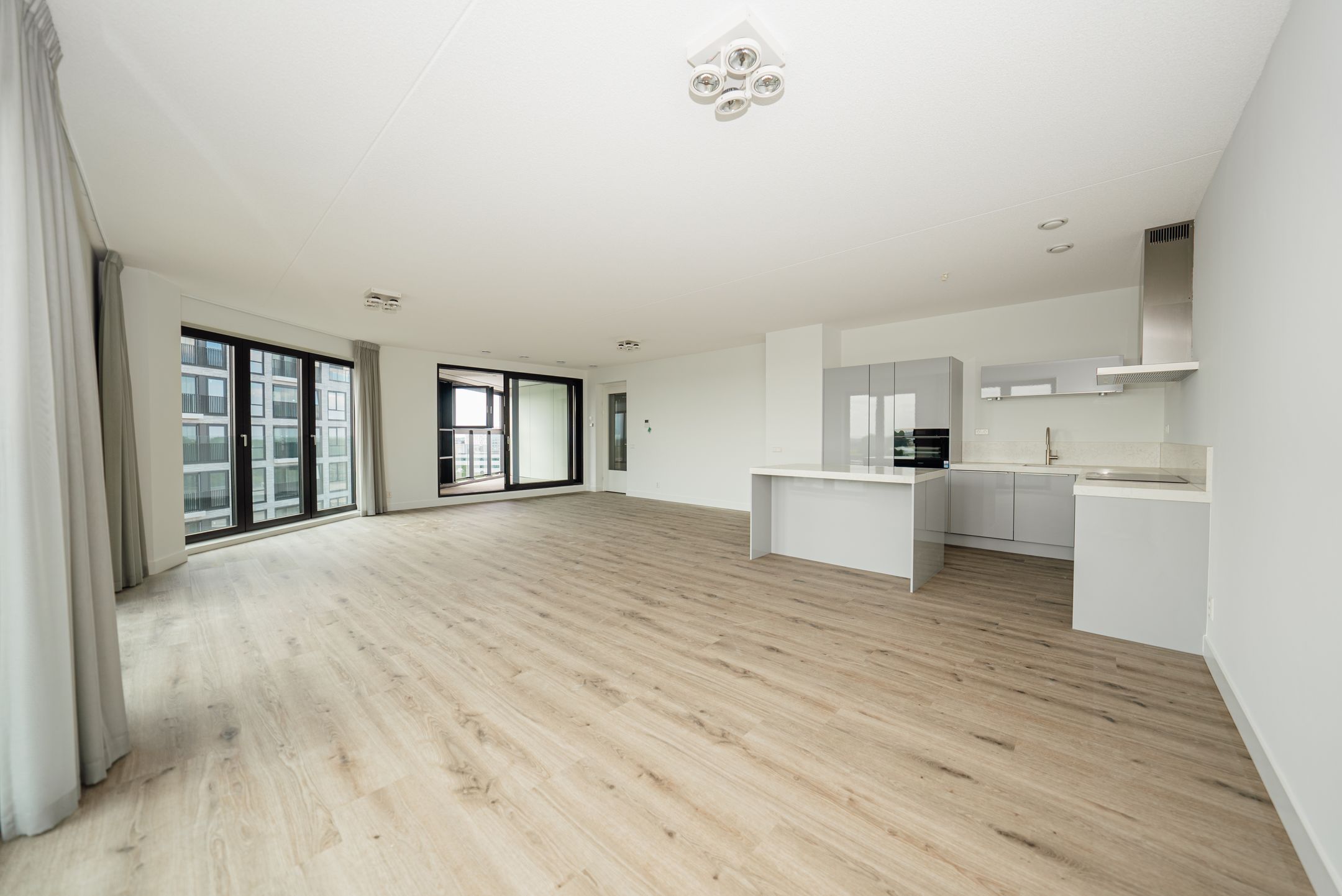 Foto 3 van Niemeyerstraat 100