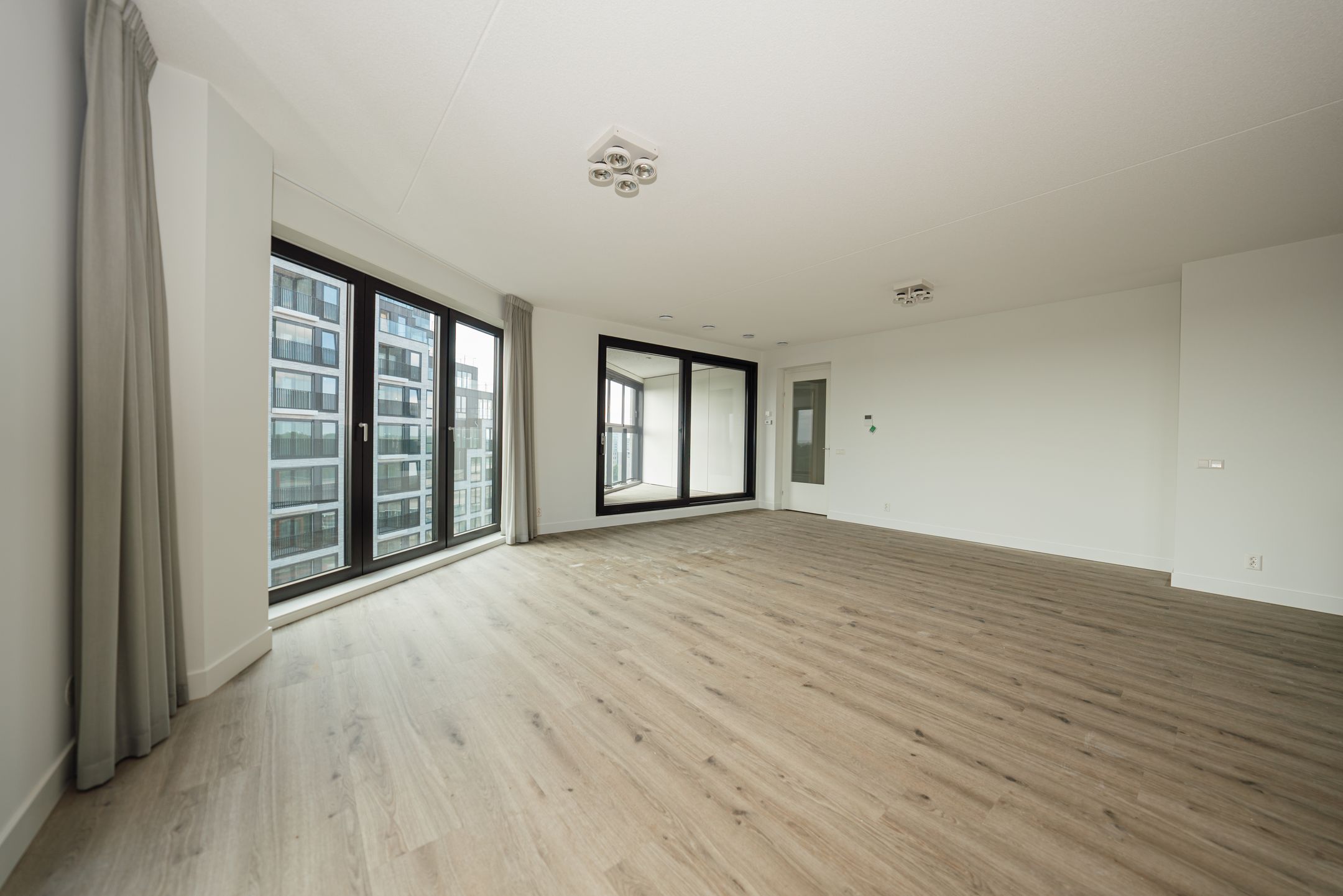 Foto 6 van Niemeyerstraat 100