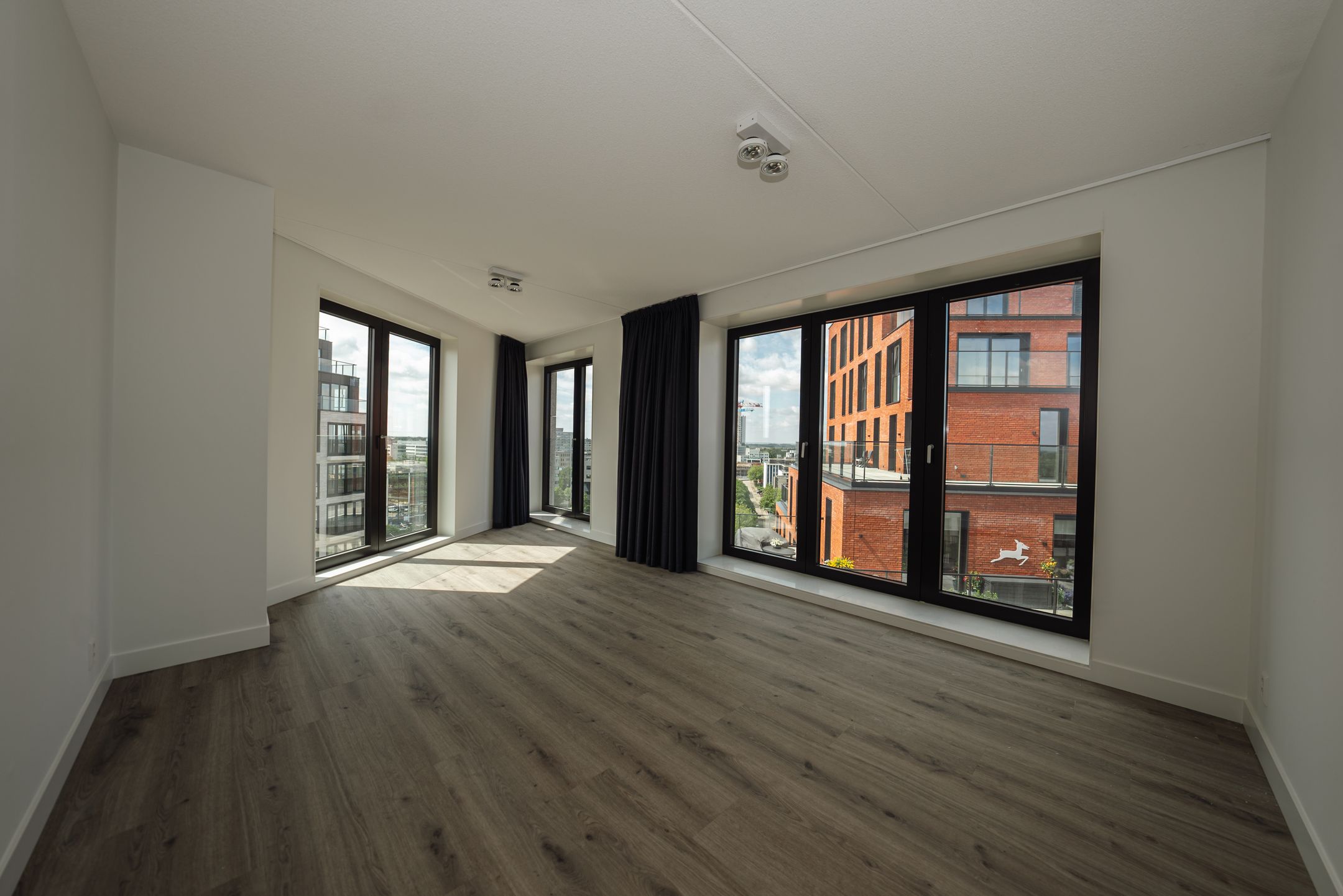 Foto 9 van Niemeyerstraat 100