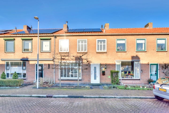 Van Brederodestraat 12