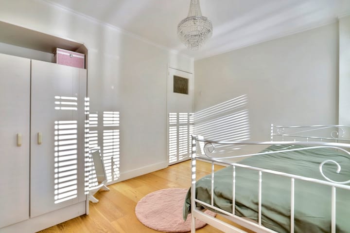 Foto 20 van Van Brederodestraat 12