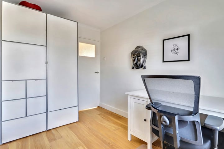 Foto 23 van Van Brederodestraat 12