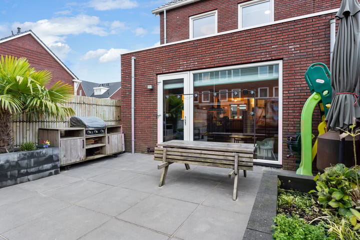 Foto 19 van Pieter van den Hoogenbandstraat 39