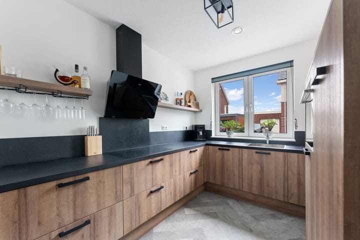 Foto 23 van Pieter van den Hoogenbandstraat 39