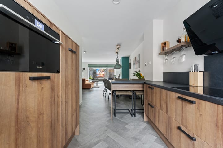 Foto 26 van Pieter van den Hoogenbandstraat 39