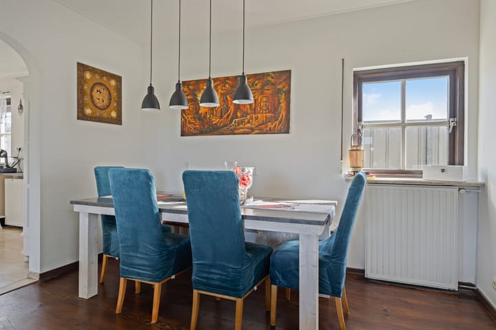 Photo 9 of Biezenstraat 24