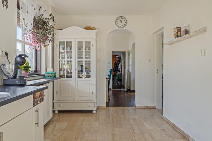 Photo 12 of Biezenstraat 24