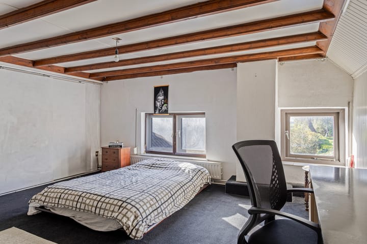 Photo 19 of Biezenstraat 24