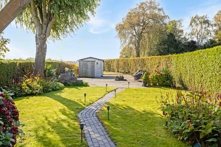 Photo 27 of Biezenstraat 24