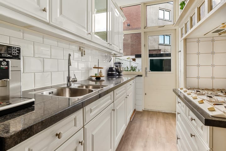 Foto 24 van Huygensstraat 16