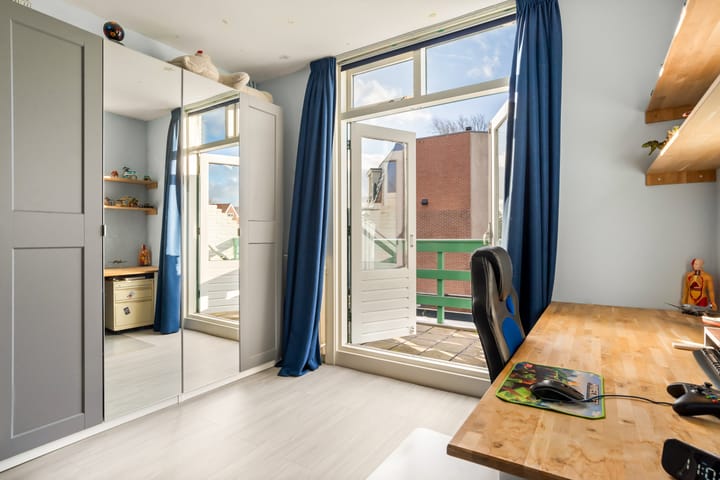 Foto 34 van Huygensstraat 16