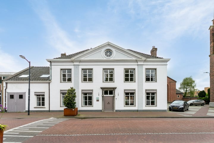 Bekijk foto 1 van Antwerpsestraat 33