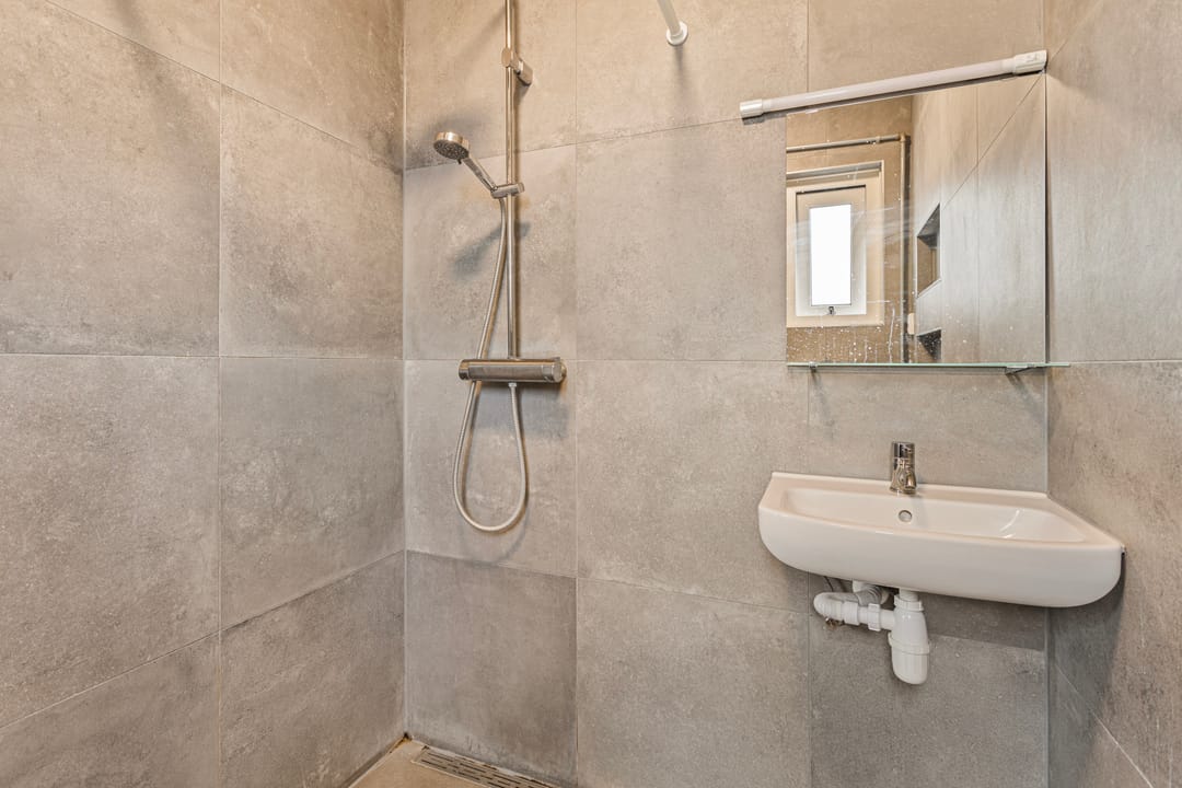 Photo 23 of van Zegwaardstraat 352