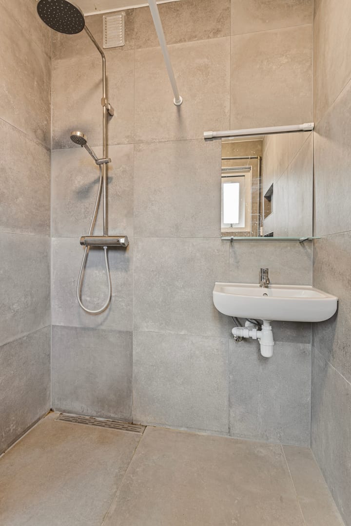 Foto 24 van van Zegwaardstraat 352