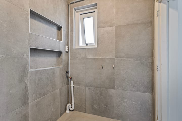 Foto 26 van van Zegwaardstraat 352