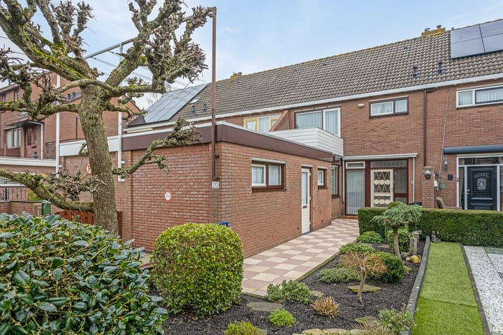 Foto 1 van Meester Mührenlaan 20