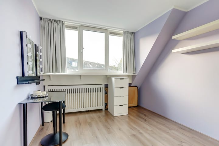 Foto 10 van van Neslaan 36