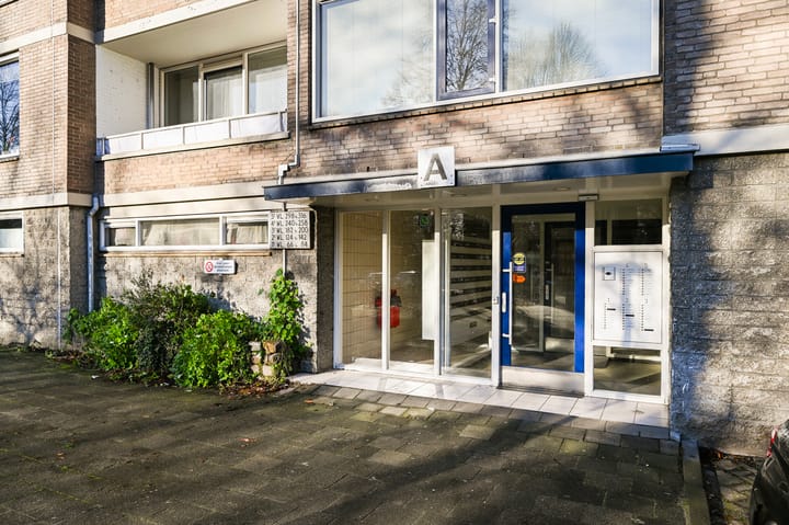 Foto 2 van Burgemeester Caan van Necklaan 198