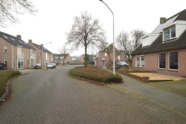 Foto 30 van Veenmossingel 123